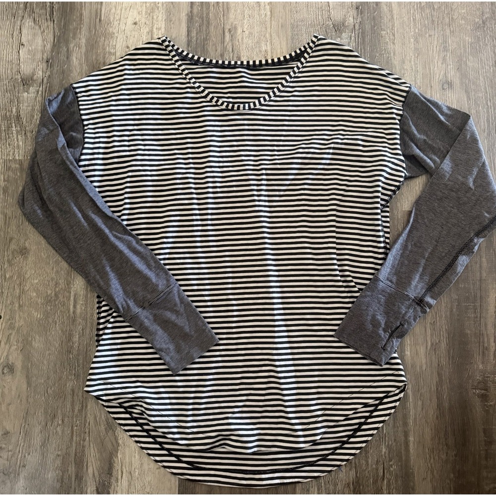 Lululemon Women's Long Sleeve Striped T Shirt Size 14